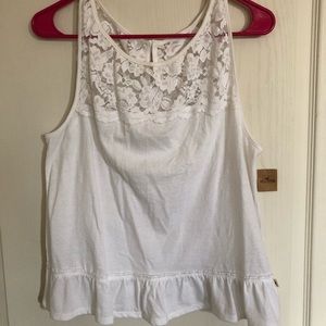 NWT Hollister tank top with ruffle and lace